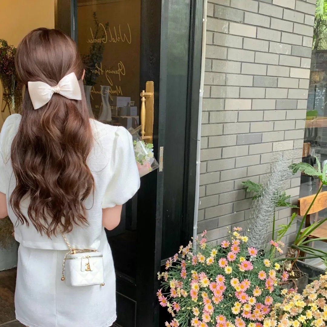 鬣狗式生存日版